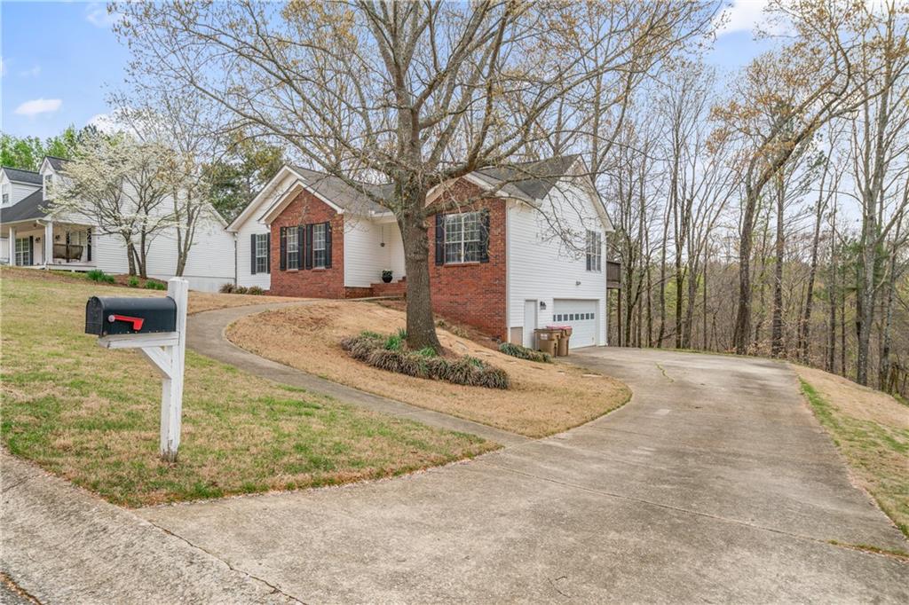5550 Chestnut Creek Lane
