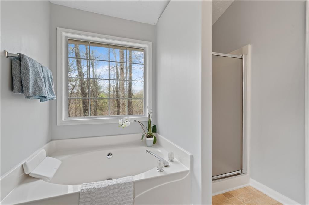 5550 Chestnut Creek Lane