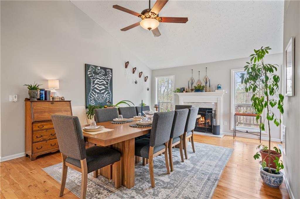 5550 Chestnut Creek Lane