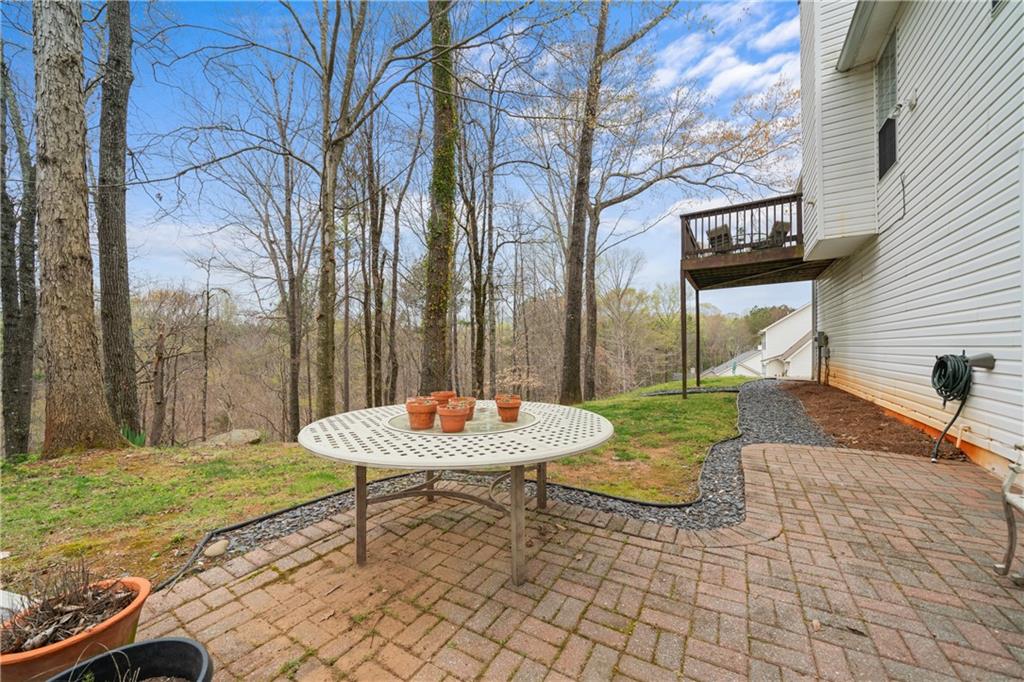 5550 Chestnut Creek Lane