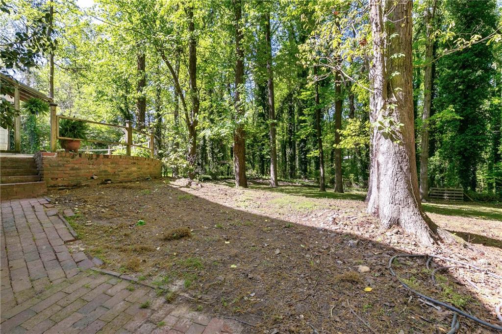2212 Brookfield Drive