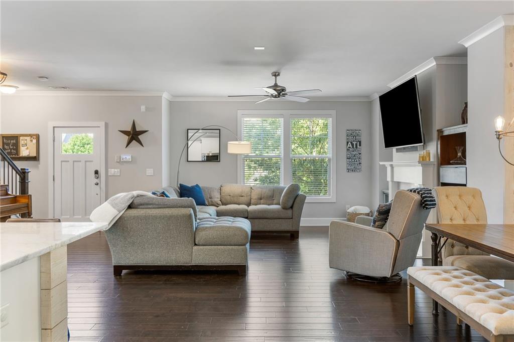 2136 Oak Knob Drive