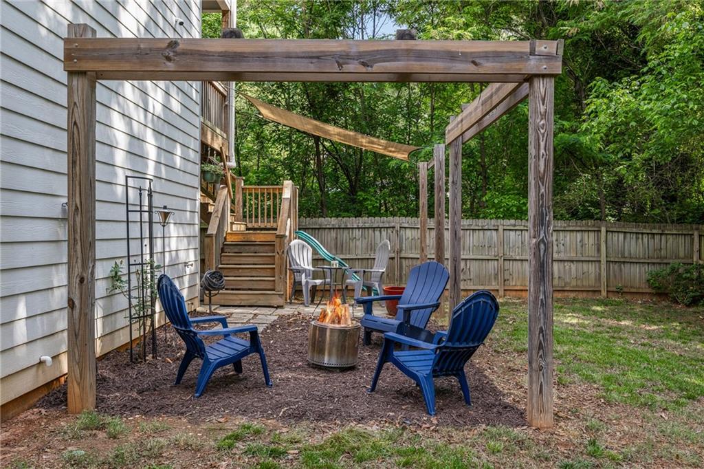 2136 Oak Knob Drive