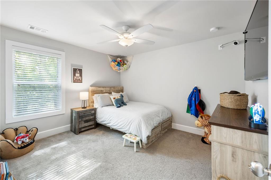 2136 Oak Knob Drive
