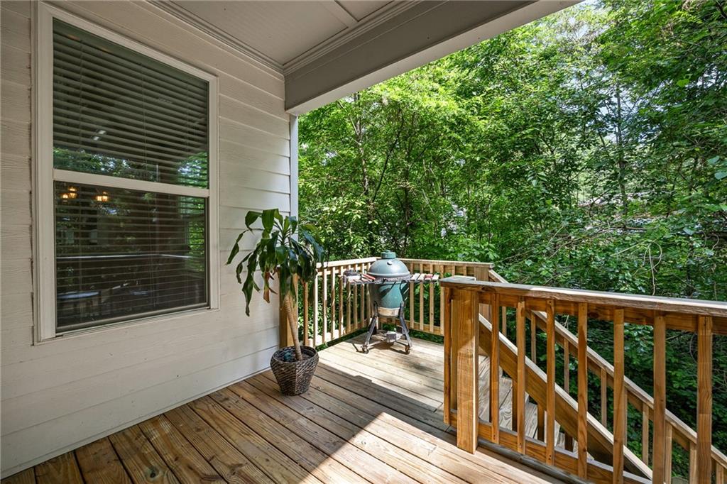 2136 Oak Knob Drive