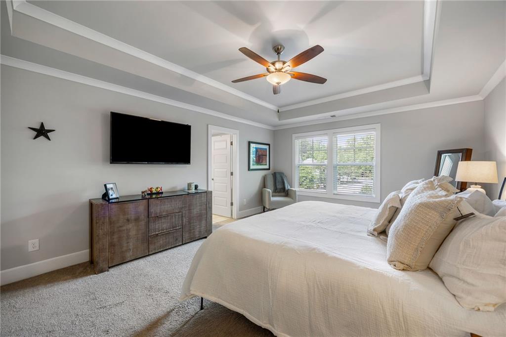 2136 Oak Knob Drive