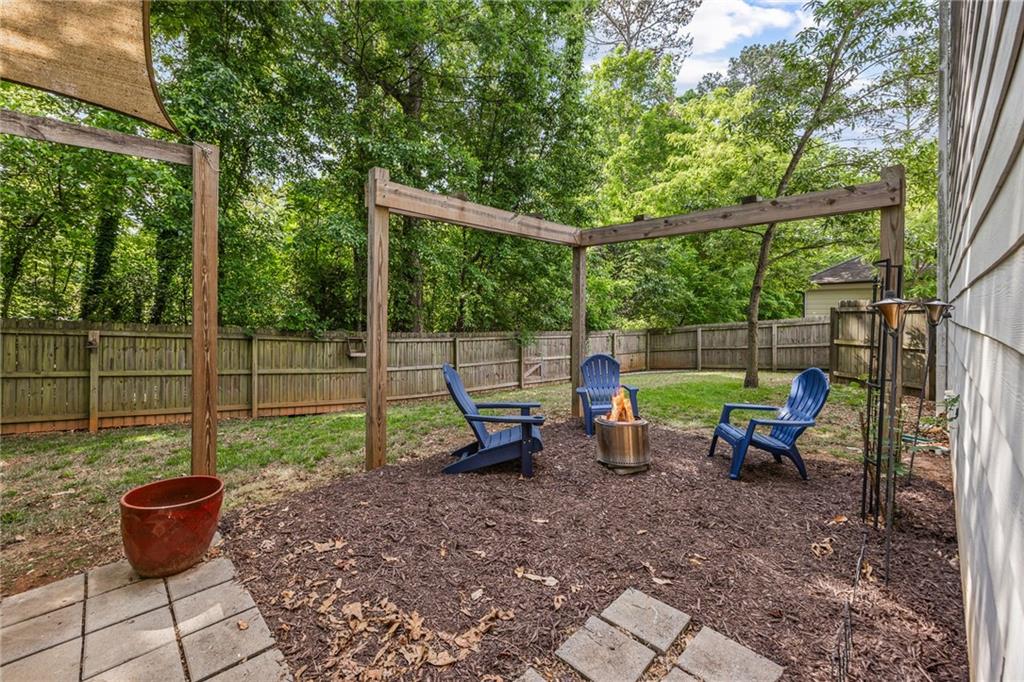 2136 Oak Knob Drive