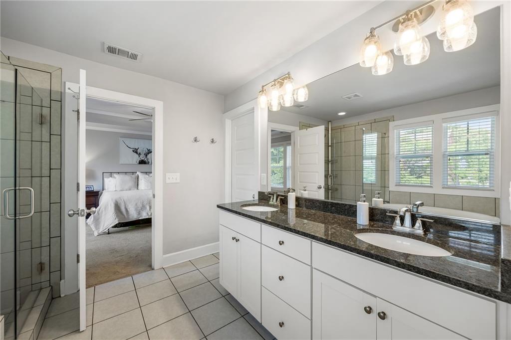 2136 Oak Knob Drive