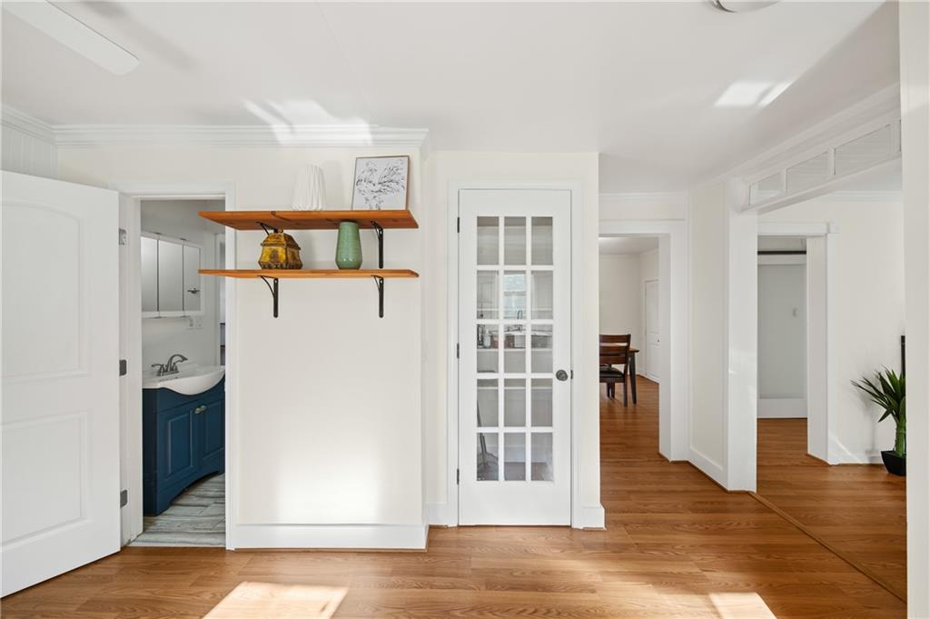 1961 Addison Road NE