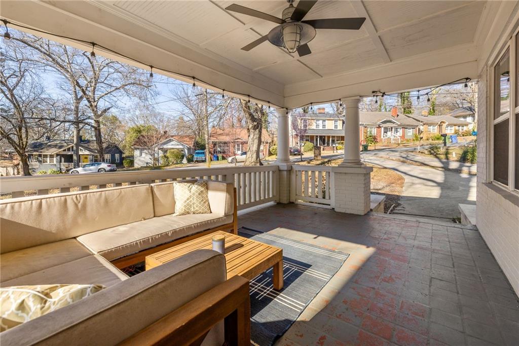 1598 Olympian Circle SW