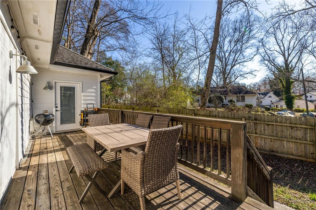 1598 Olympian Circle SW