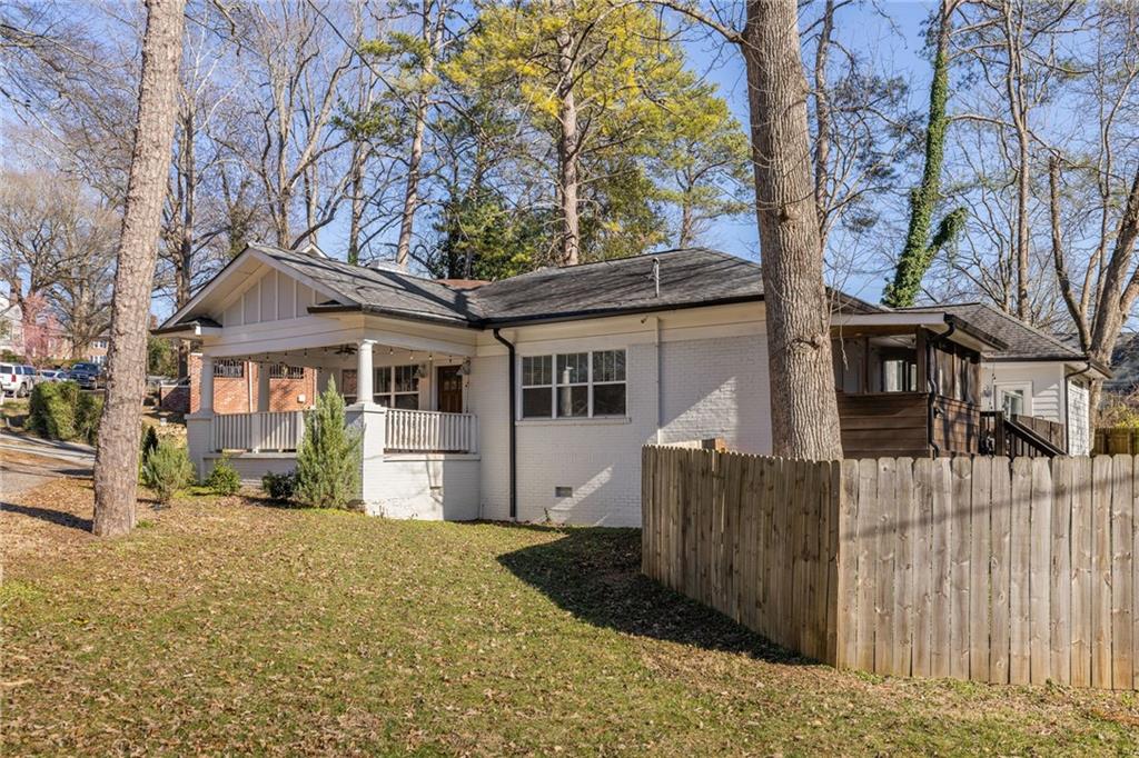 1598 Olympian Circle SW