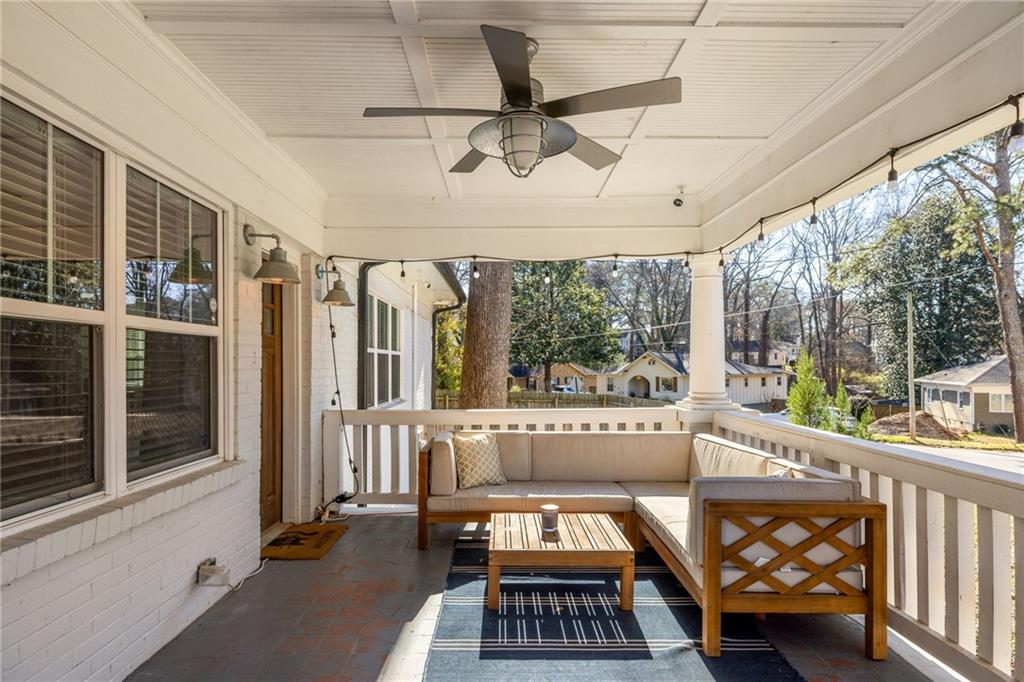 1598 Olympian Circle SW
