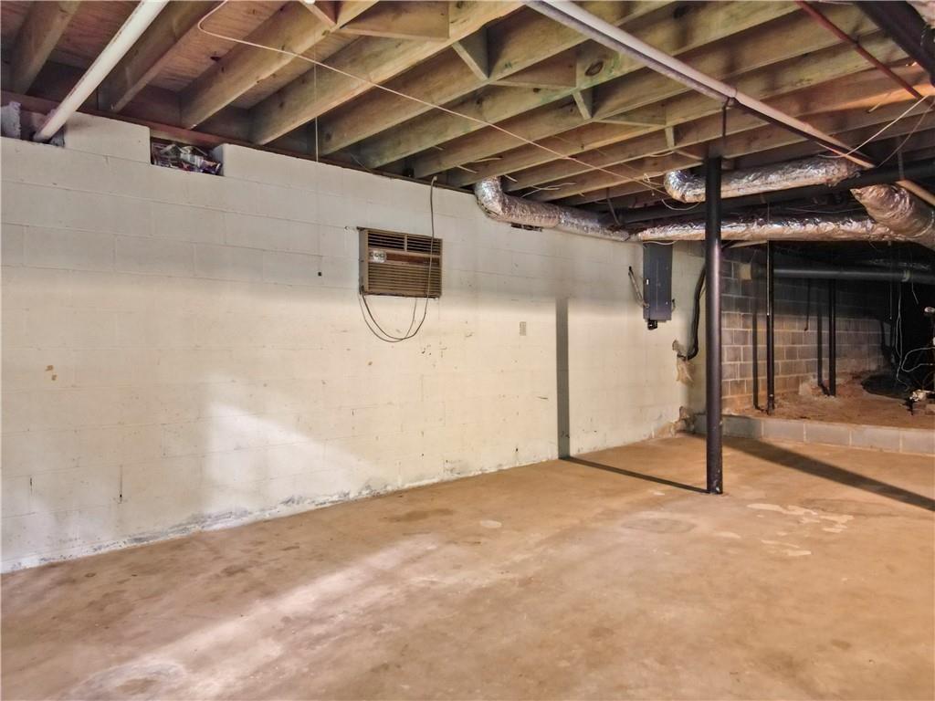 4293 Smithsonia Drive