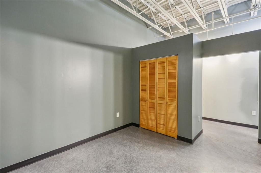 5200 PEACHTREE Road Unit 3324