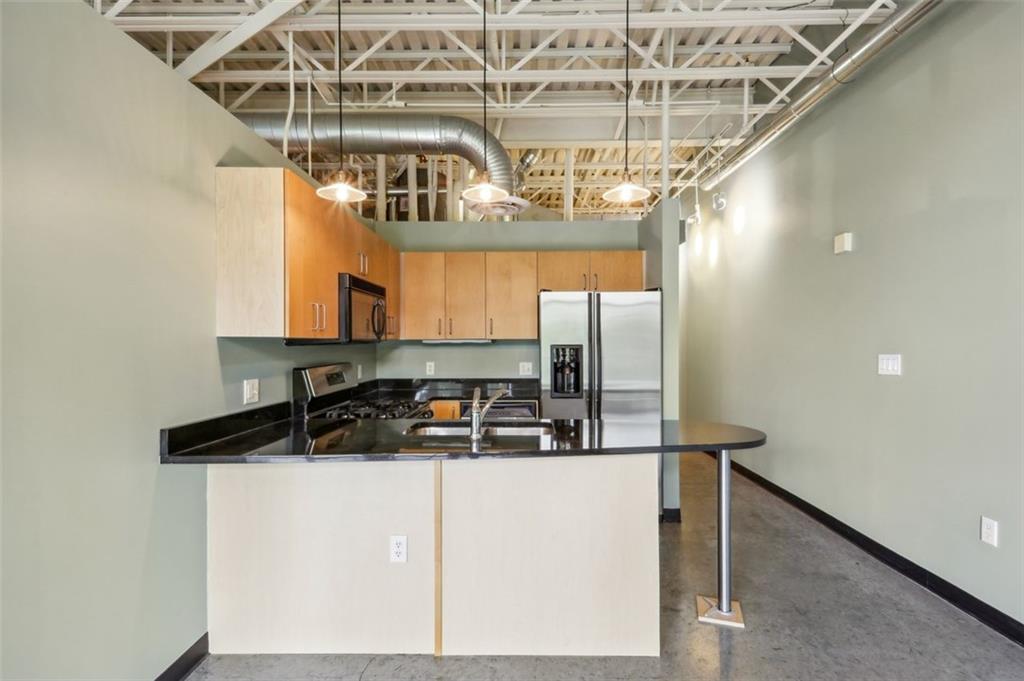 5200 PEACHTREE Road Unit 3324