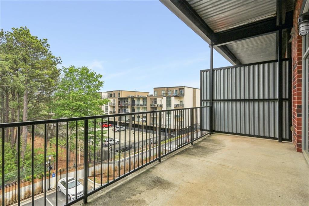5200 PEACHTREE Road Unit 3324