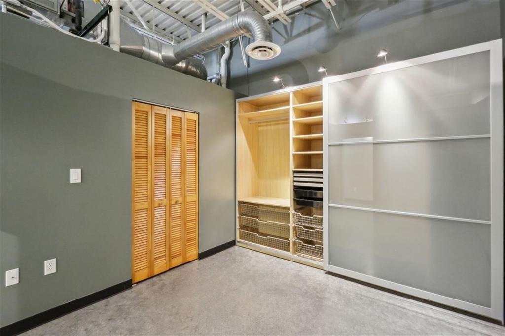 5200 PEACHTREE Road Unit 3324