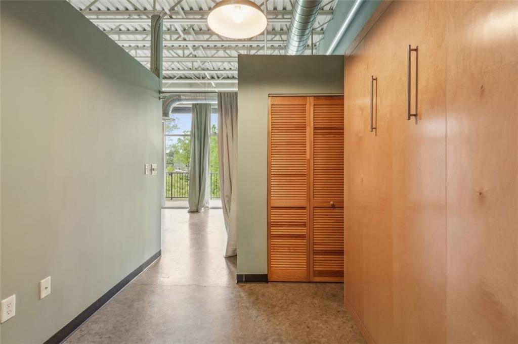 5200 PEACHTREE Road Unit 3324