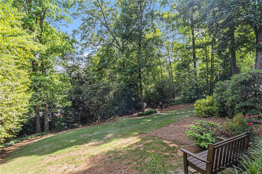 825 Loridans Circle NE