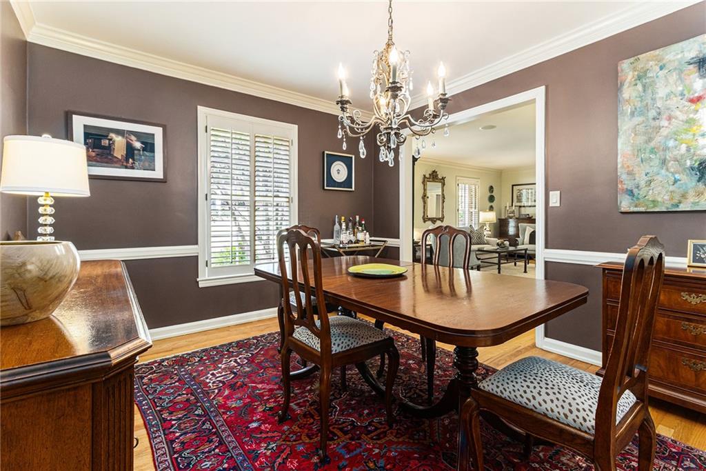 825 Loridans Circle NE