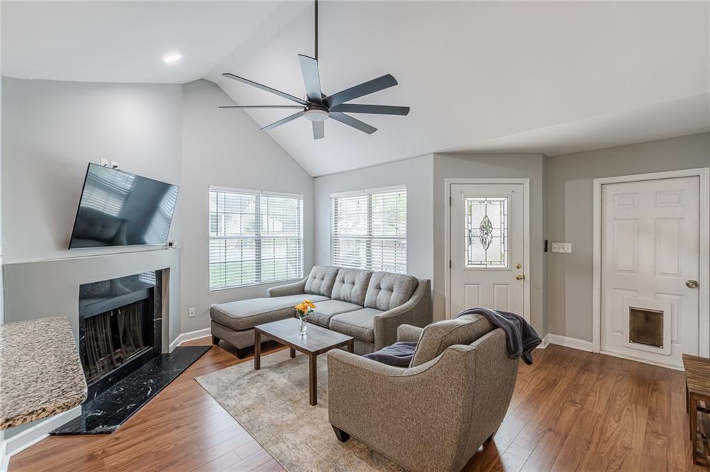 141 S Fairfield Drive