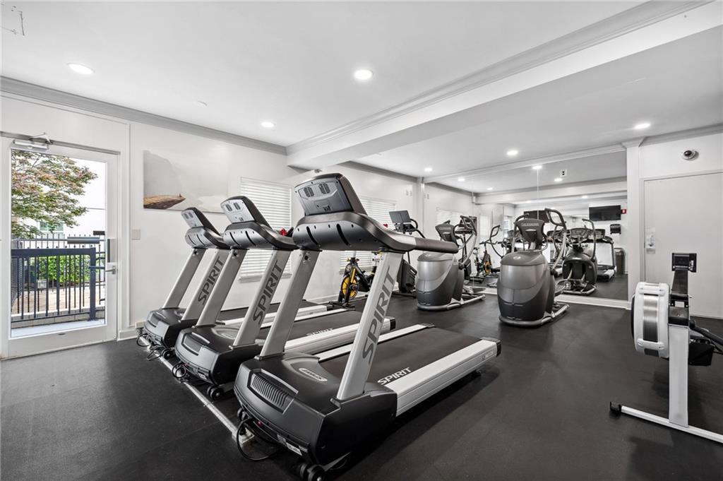 1075 Peachtree Walk NE Unit A204