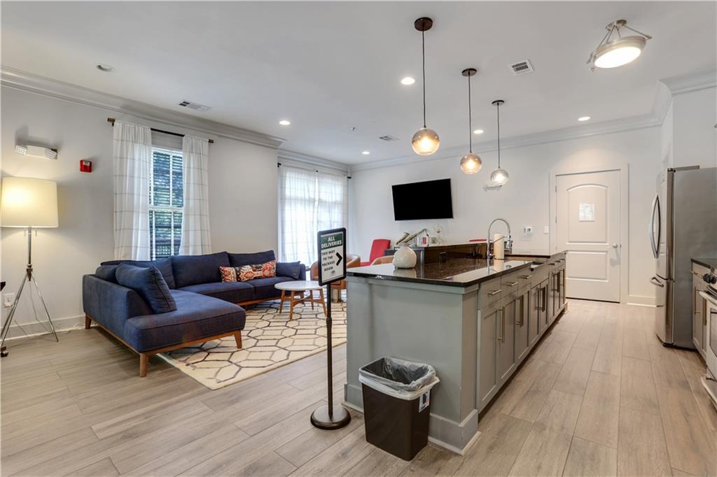 1055 Piedmont Avenue NE Unit 409