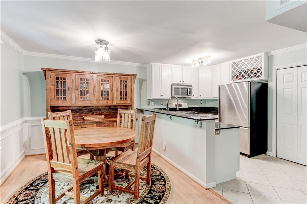 1445 Monroe Drive NE Unit F18