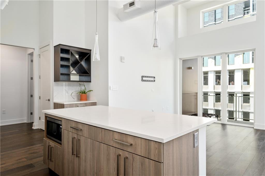 775 Juniper Street NE Unit 605
