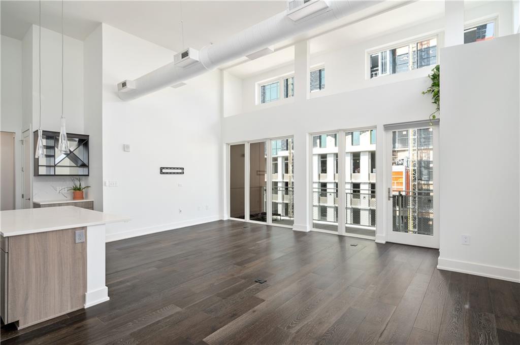 775 Juniper Street NE Unit 605