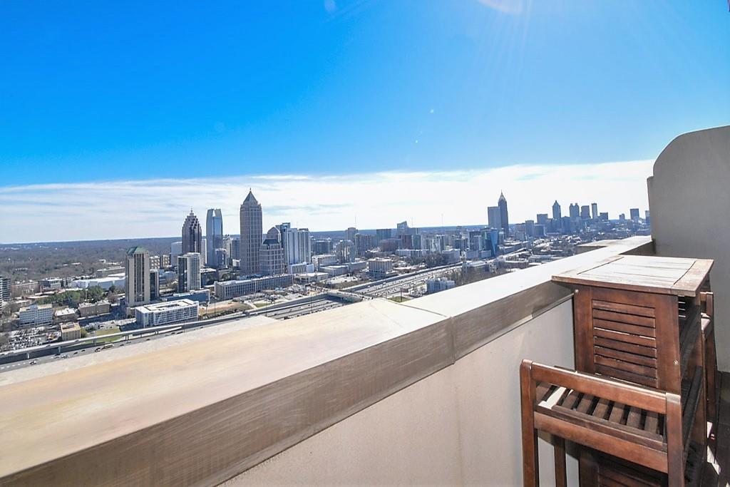 270 17th Street NW Unit 4302
