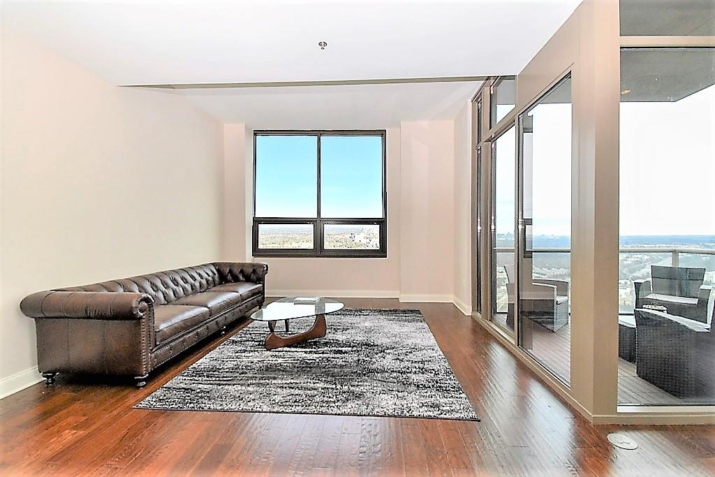 270 17th Street NW Unit 4302