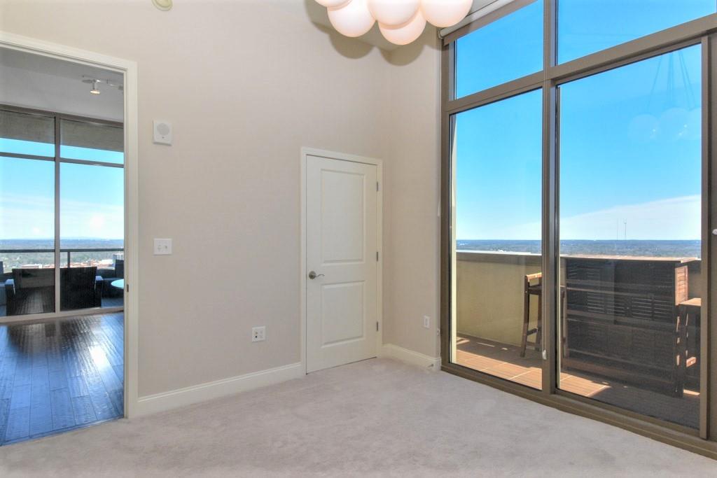 270 17th Street NW Unit 4302