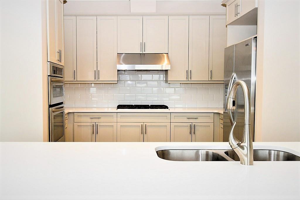 270 17th Street NW Unit 4302