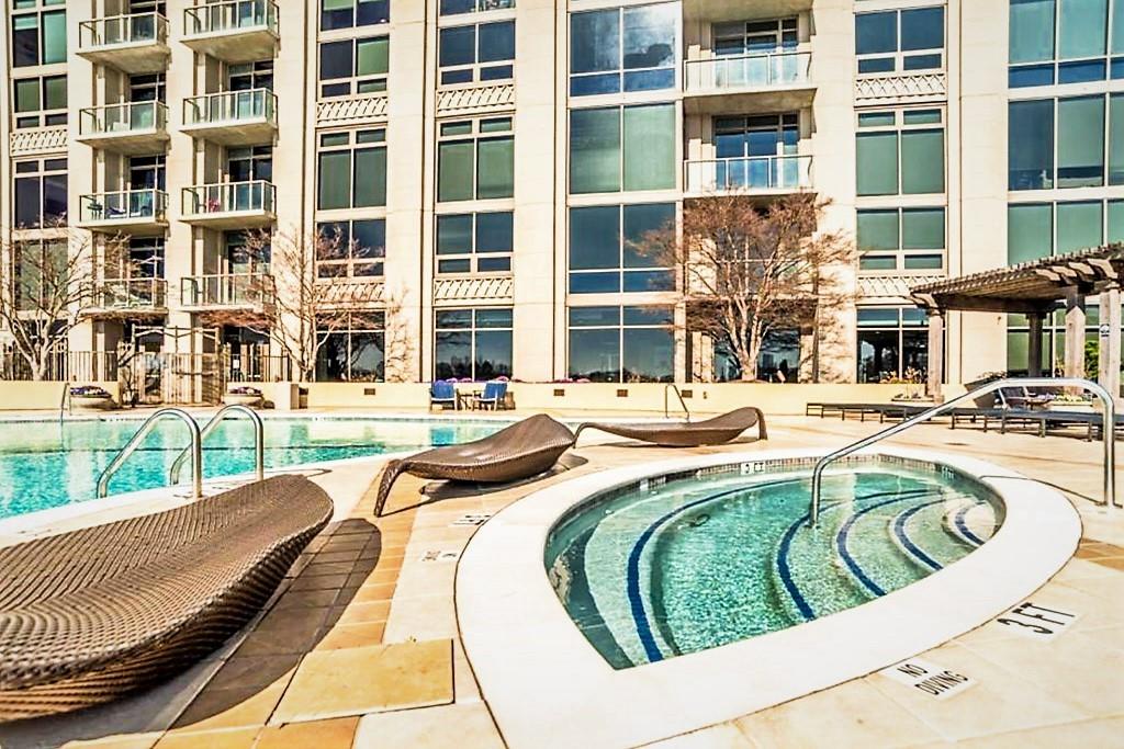 270 17th Street NW Unit 4302