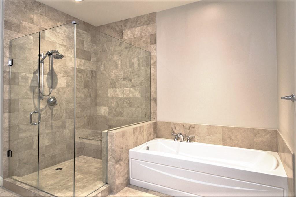 270 17th Street NW Unit 4302