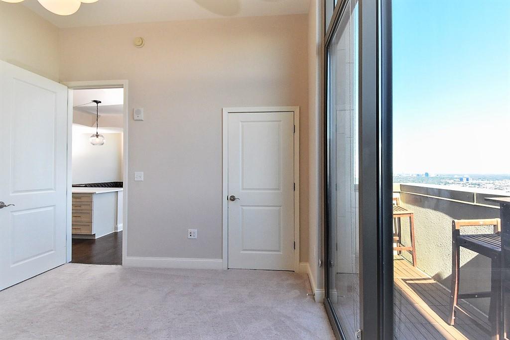 270 17th Street NW Unit 4302
