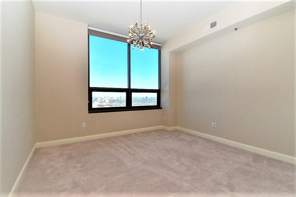 270 17th Street NW Unit 4302
