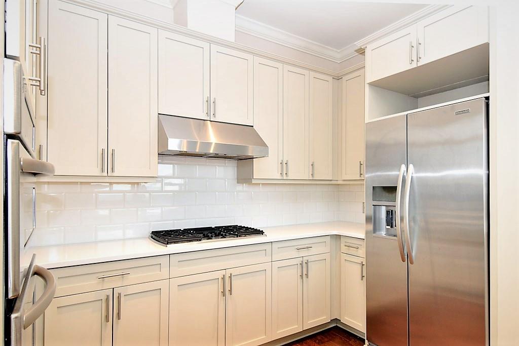 270 17th Street NW Unit 4302
