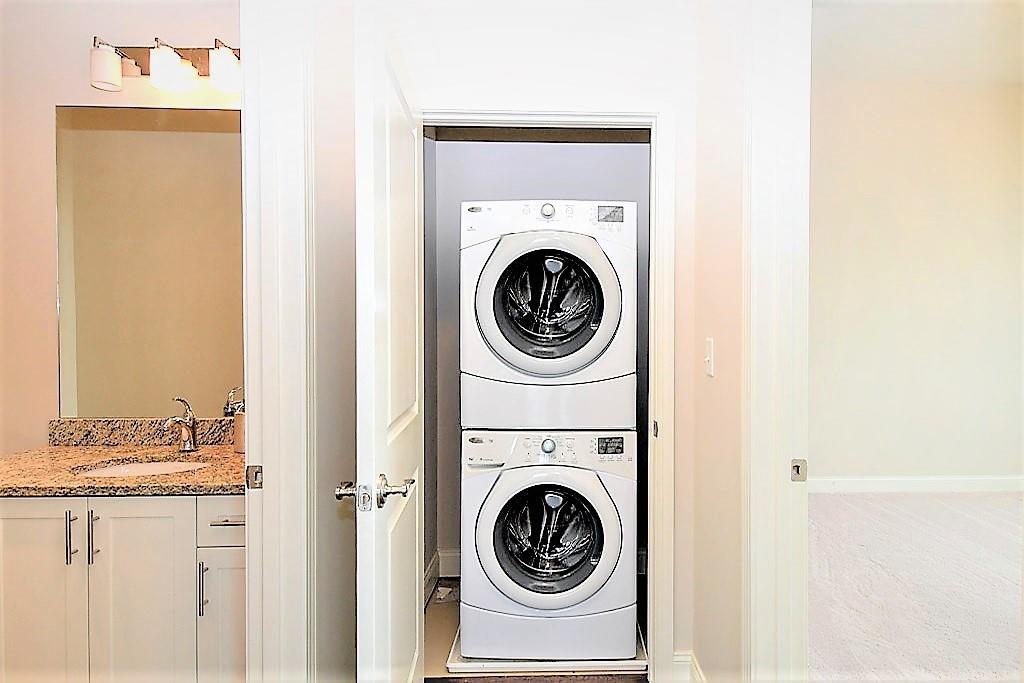 270 17th Street NW Unit 4302