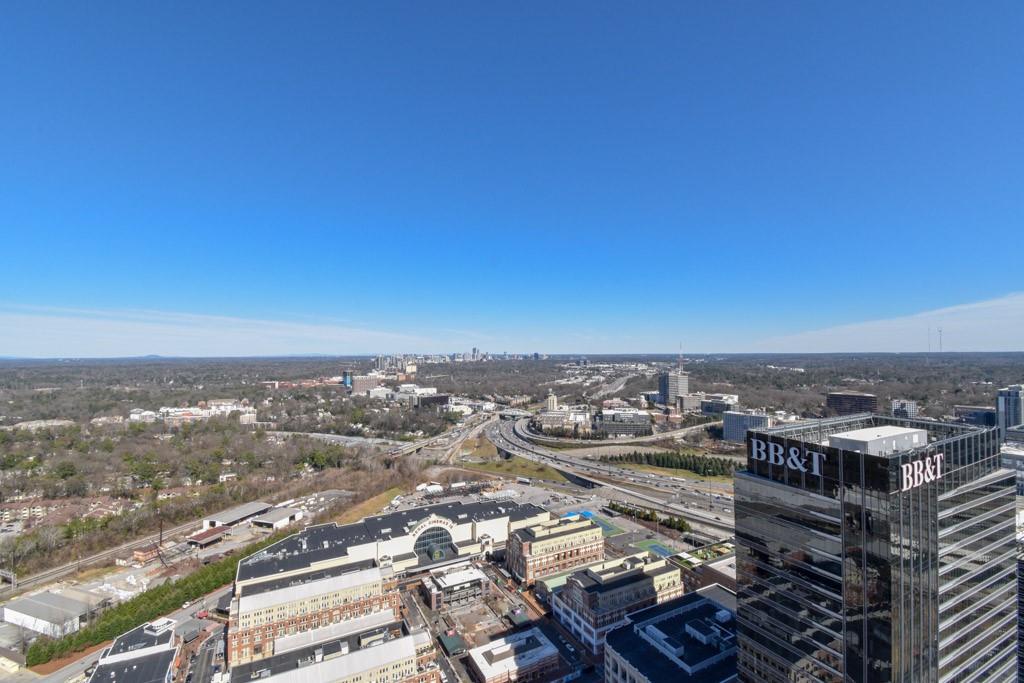 270 17th Street NW Unit 4302