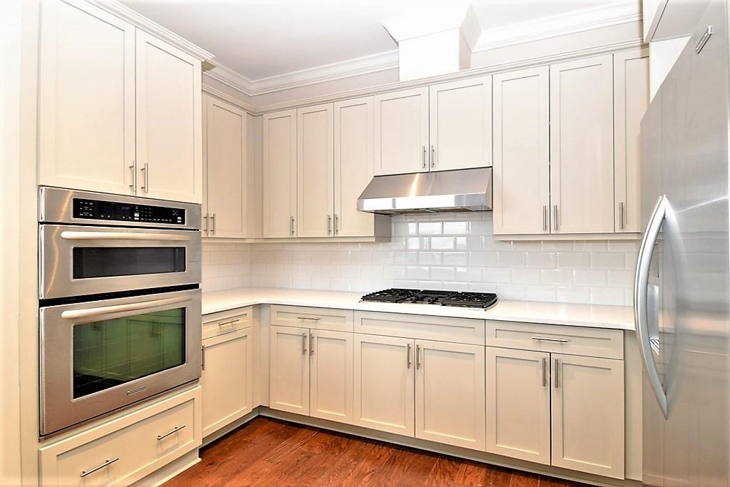 270 17th Street NW Unit 4302