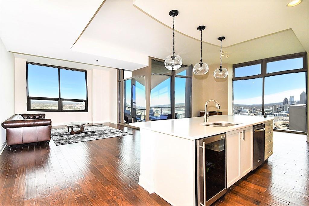 270 17th Street NW Unit 4302