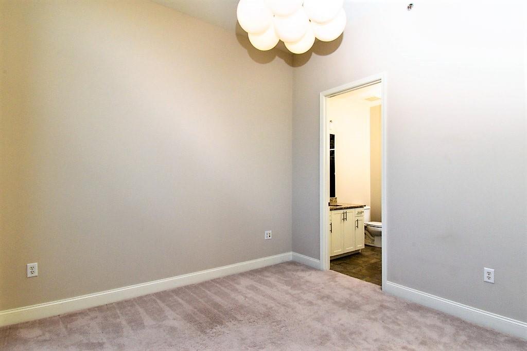 270 17th Street NW Unit 4302