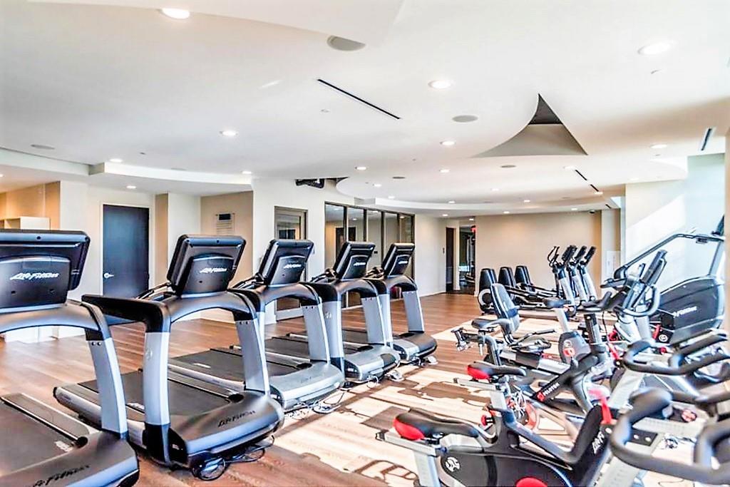 270 17th Street NW Unit 4302
