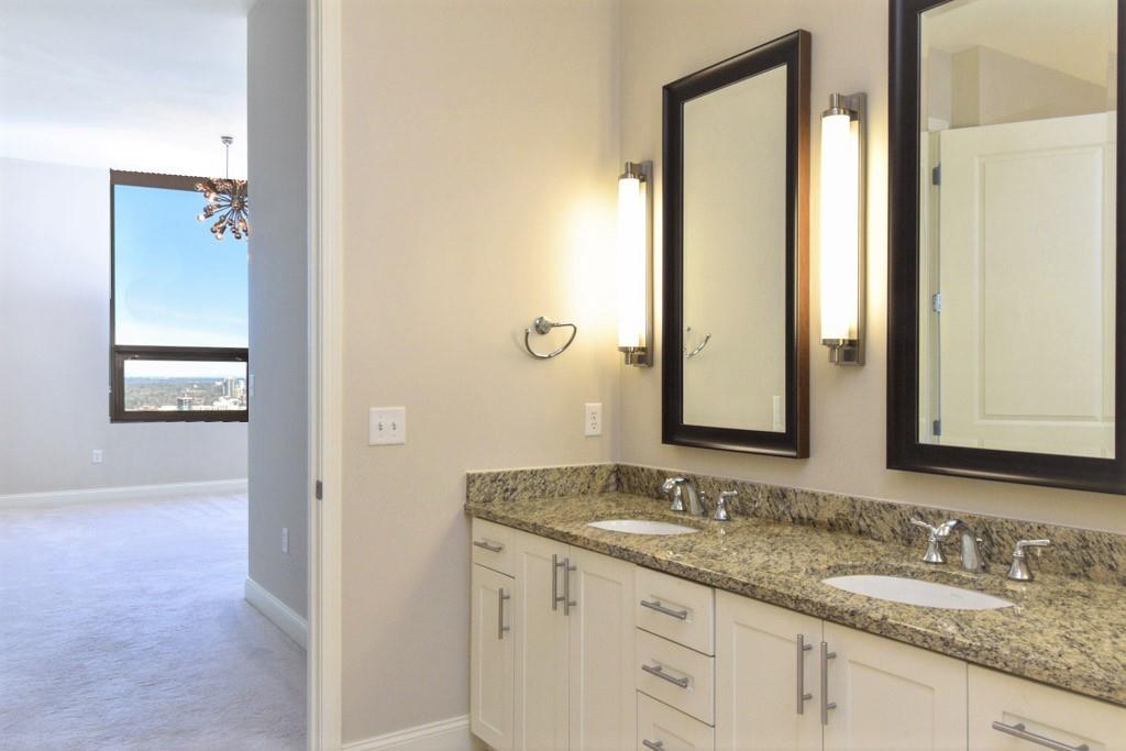 270 17th Street NW Unit 4302