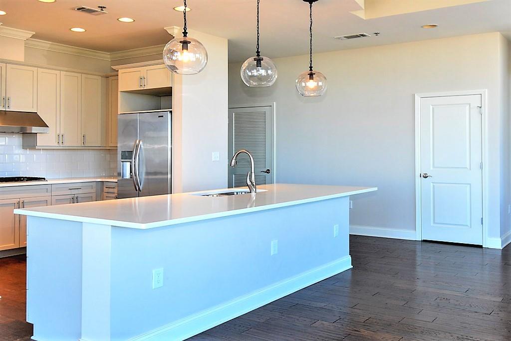 270 17th Street NW Unit 4302