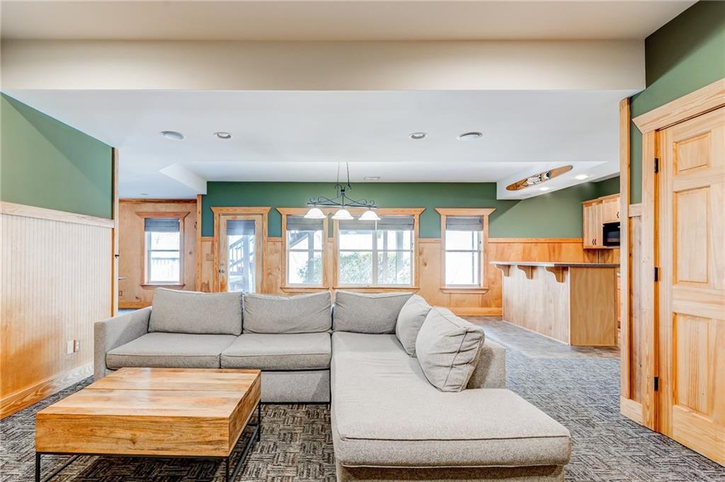 4418 Shellie Lane