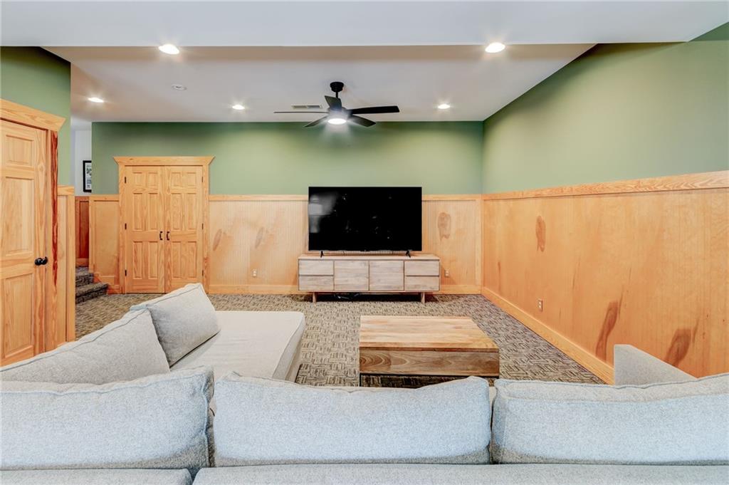 4418 Shellie Lane